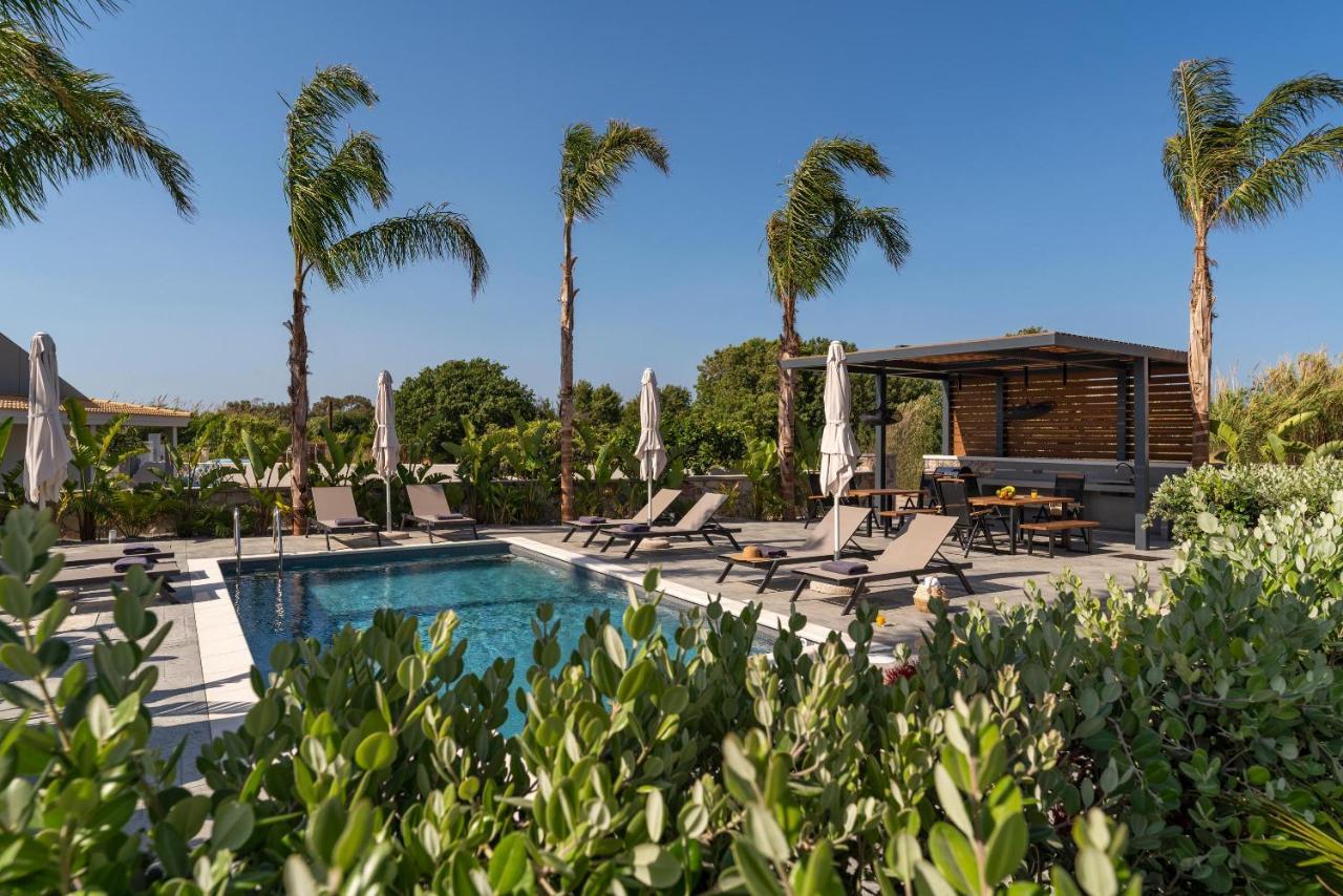 Palmeral Luxury Suites Kremasti  Exterior photo