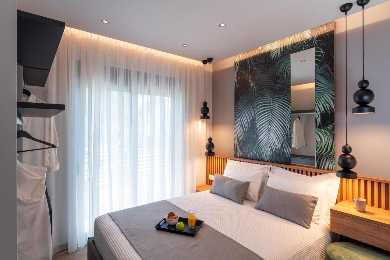 Palmeral Luxury Suites Kremasti  Exterior photo