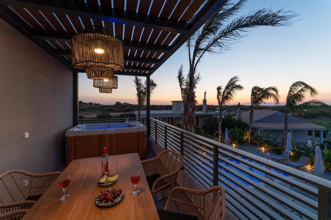 Palmeral Luxury Suites Kremasti  Exterior photo
